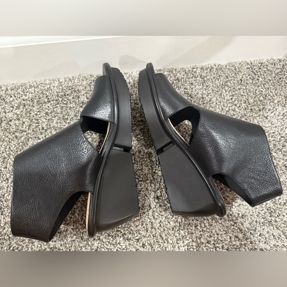 Naya Seeker black leather wedge sandal high heels, size 7.5 - Picture 7 of 13